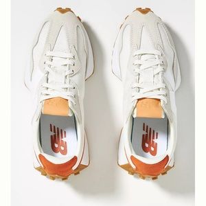 New Balance 327 Sneakers